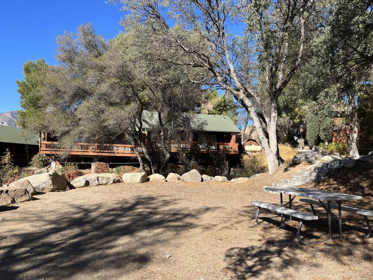 Whispering Pines Lodge Kernville Exterior foto