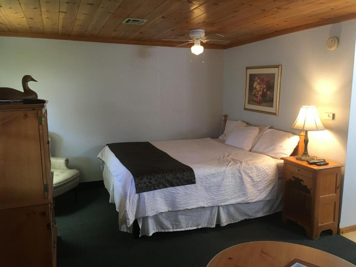 Whispering Pines Lodge Kernville Exterior foto