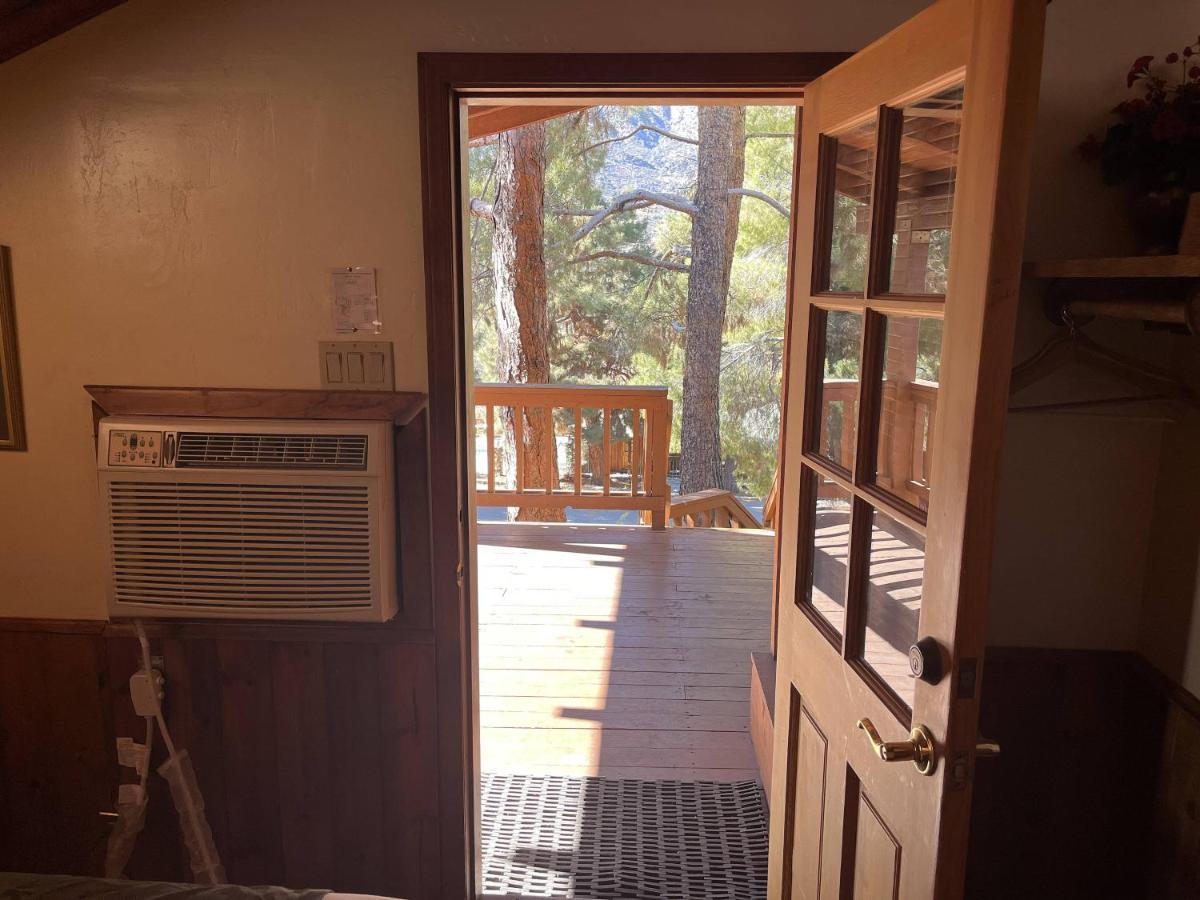 Whispering Pines Lodge Kernville Exterior foto