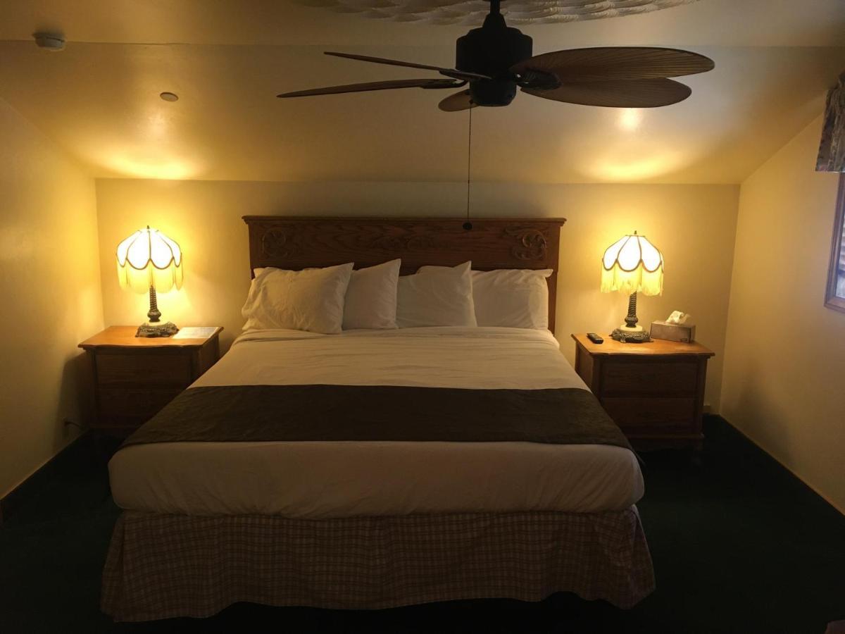 Whispering Pines Lodge Kernville Exterior foto