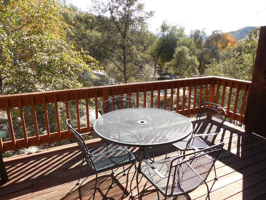 Whispering Pines Lodge Kernville Exterior foto